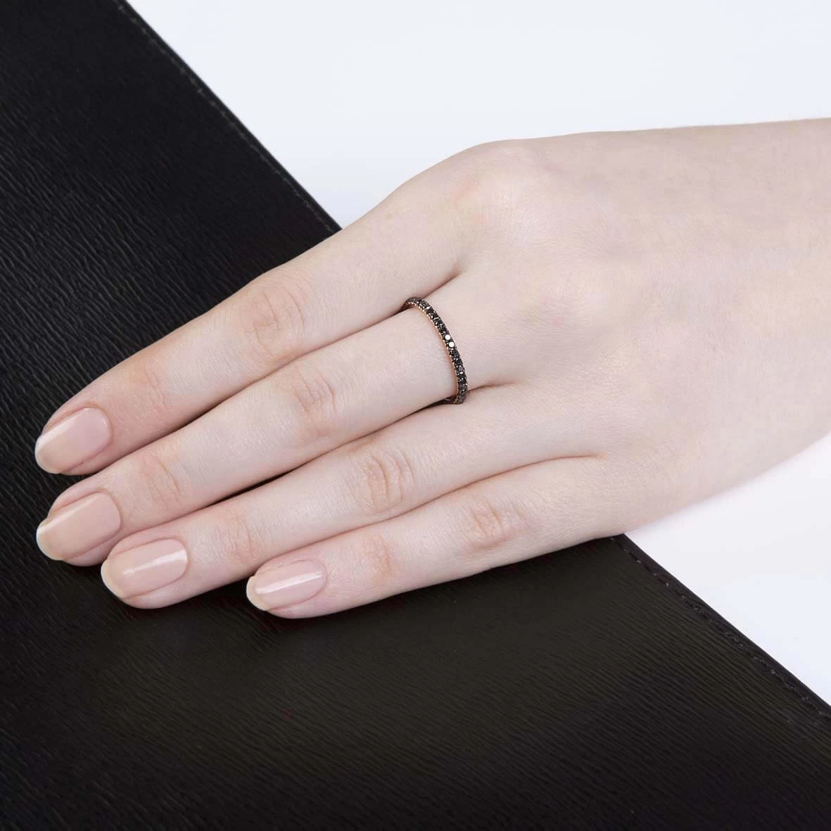 Alliance Diamants Verifine Or Jaune 0.25 Ct Diamant Noir Asako - RH05 4 Alliance Diamants Verifine Or Jaune 0.25 Ct Diamant Noir Asako - RH05 – Image 4